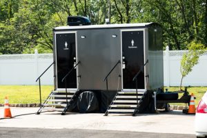 luzury trailer porta potty outdoor